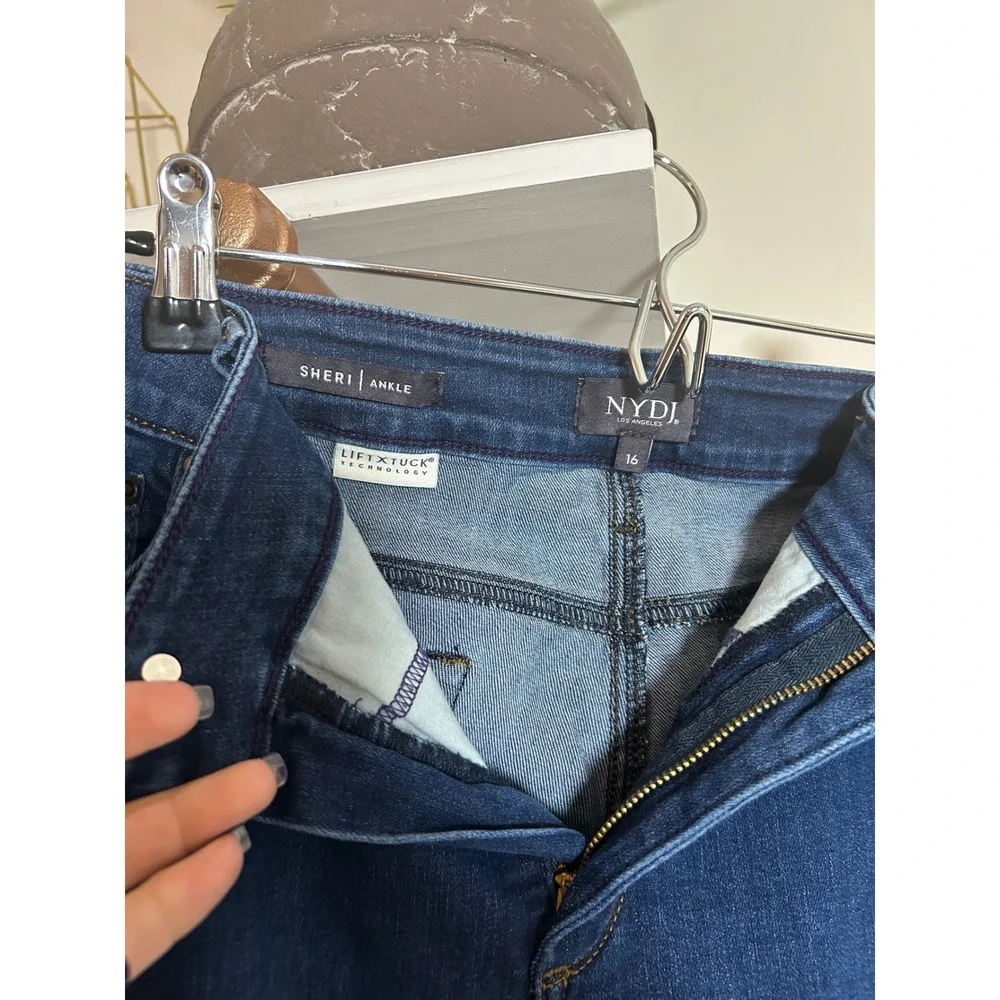 NYDJ Sheri Ankle Jeans Women's Size 16 Dark Wash Lift Tuck‎ Technology